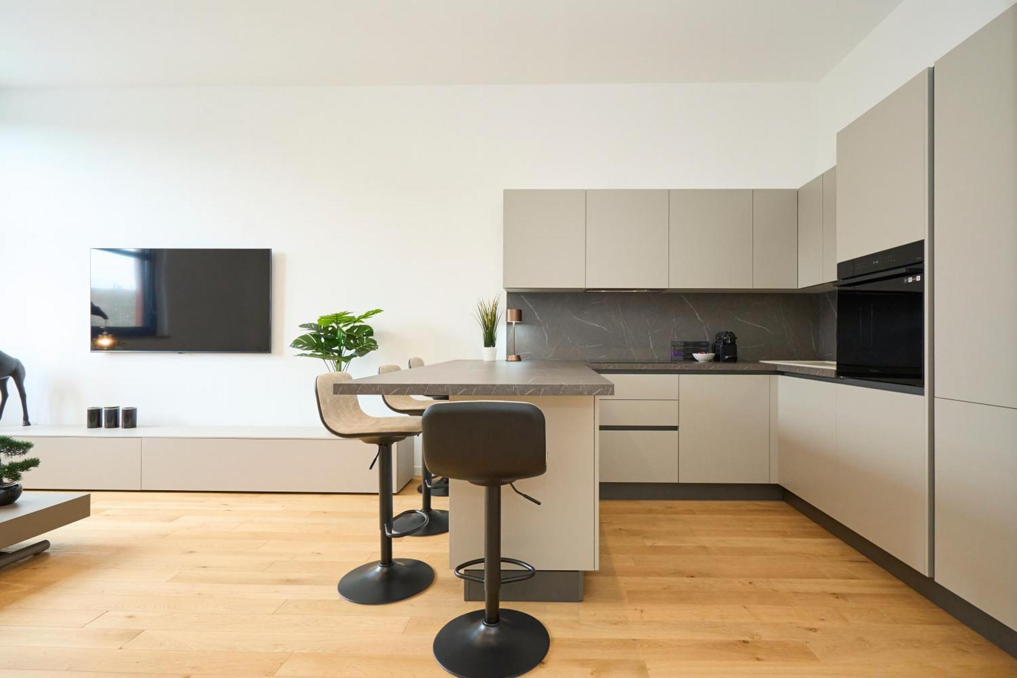 Luxury Design Suite - 20 Minutes From Duomo-Navigli Μιλάνο Εξωτερικό φωτογραφία