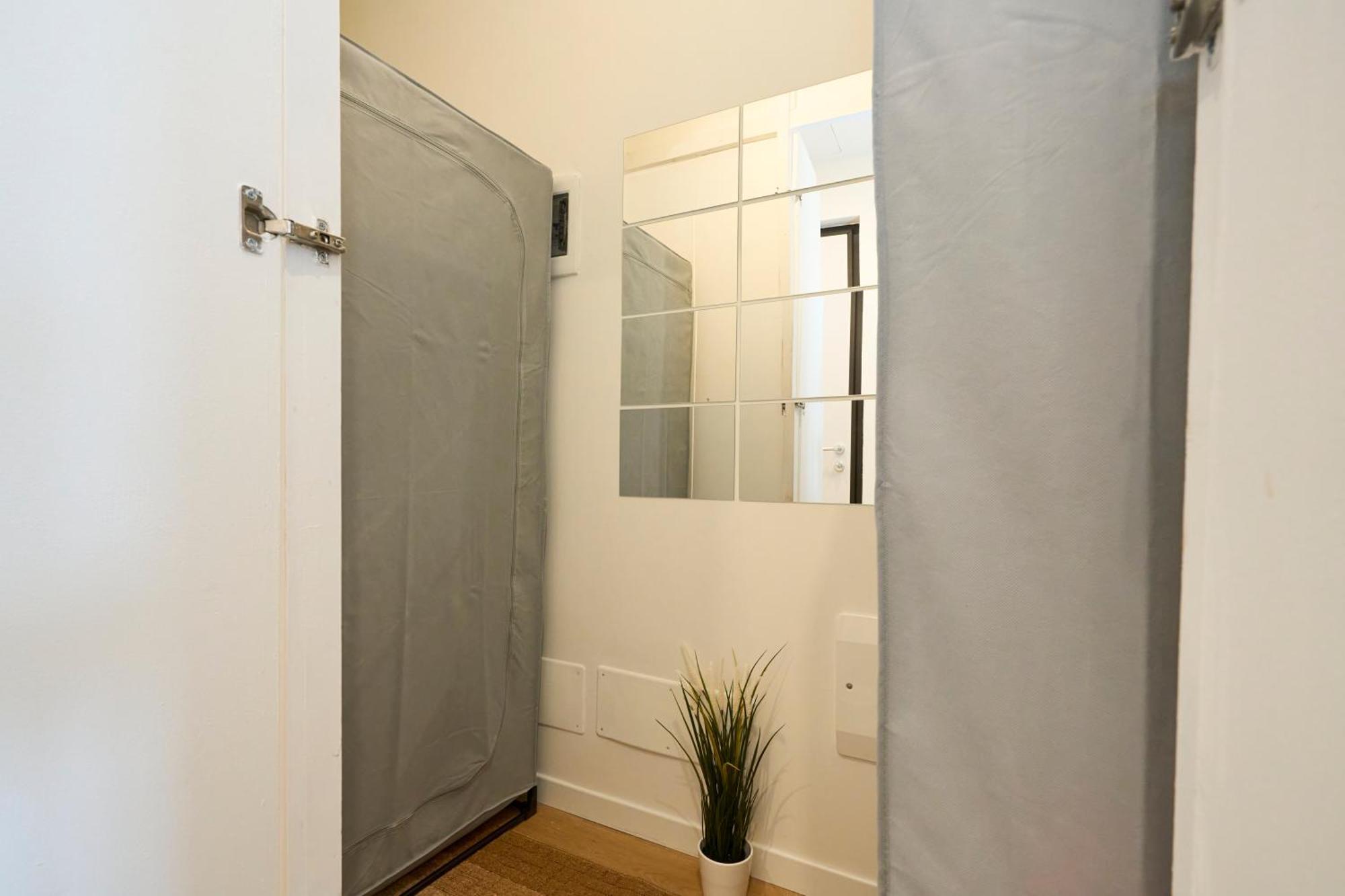 Luxury Design Suite - 20 Minutes From Duomo-Navigli Μιλάνο Εξωτερικό φωτογραφία